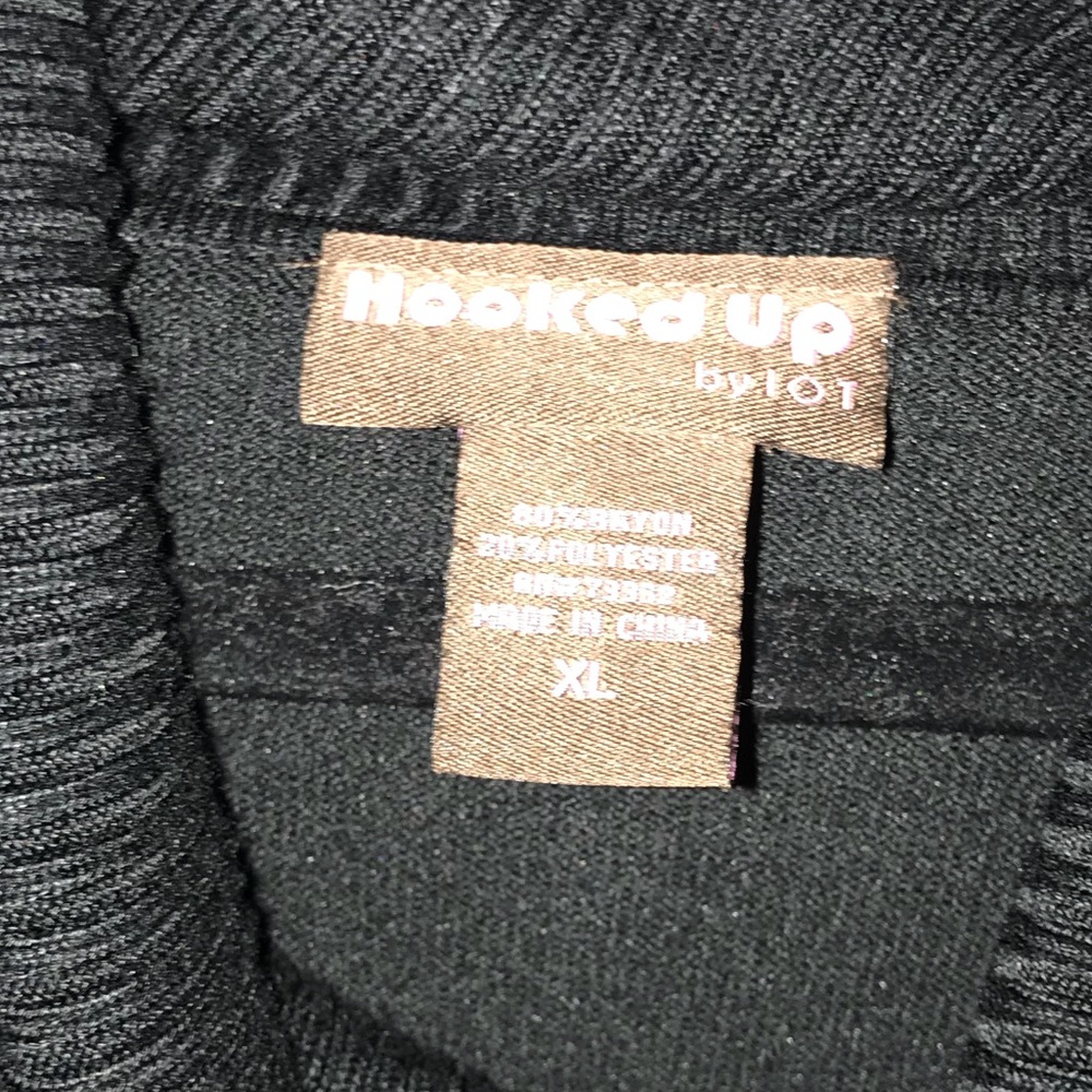 sweater - Picture 2 of 2